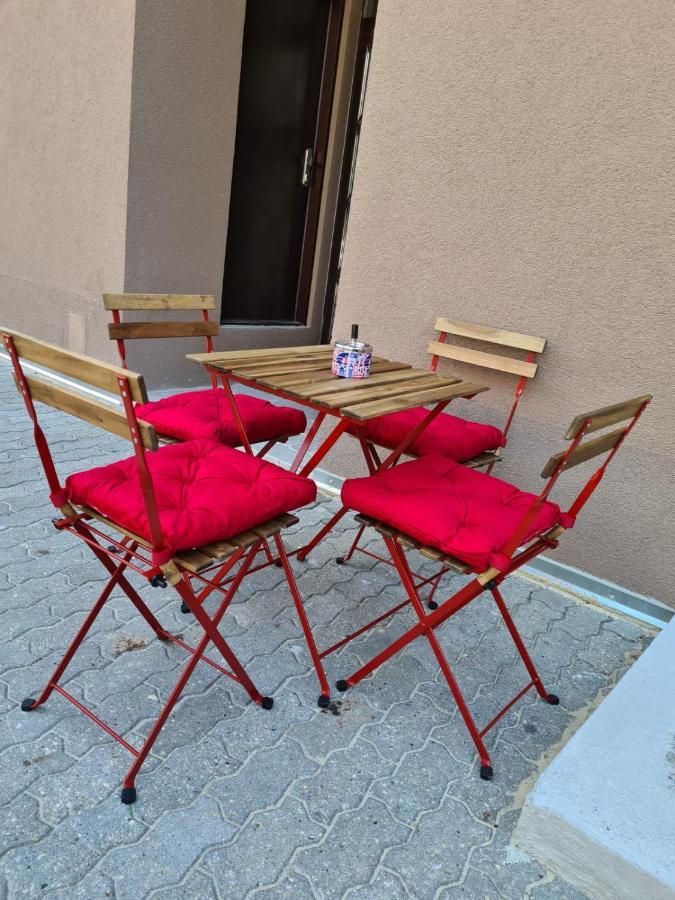 Velky Apartman Братислава Екстериор снимка