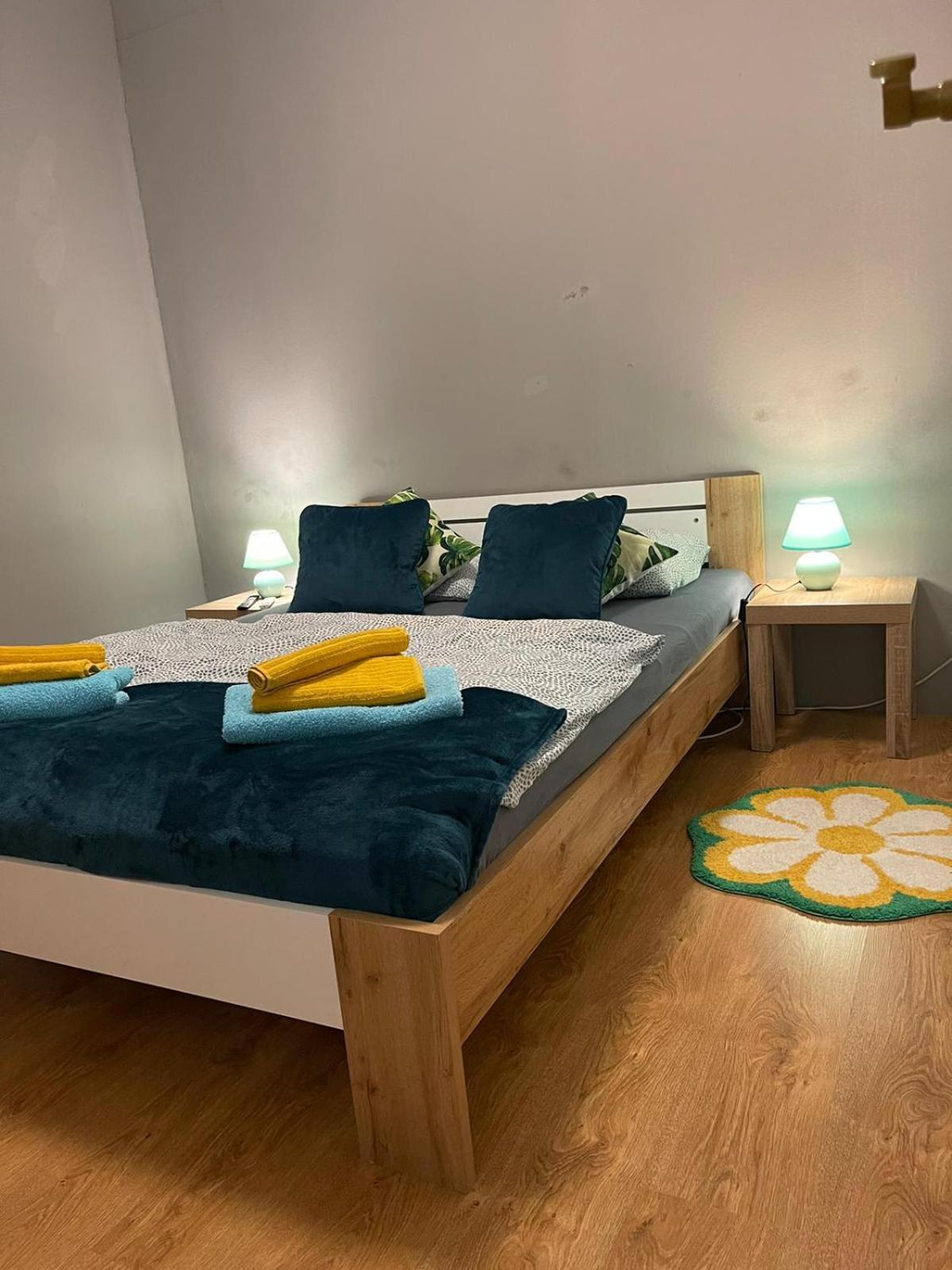Velky Apartman Братислава Екстериор снимка
