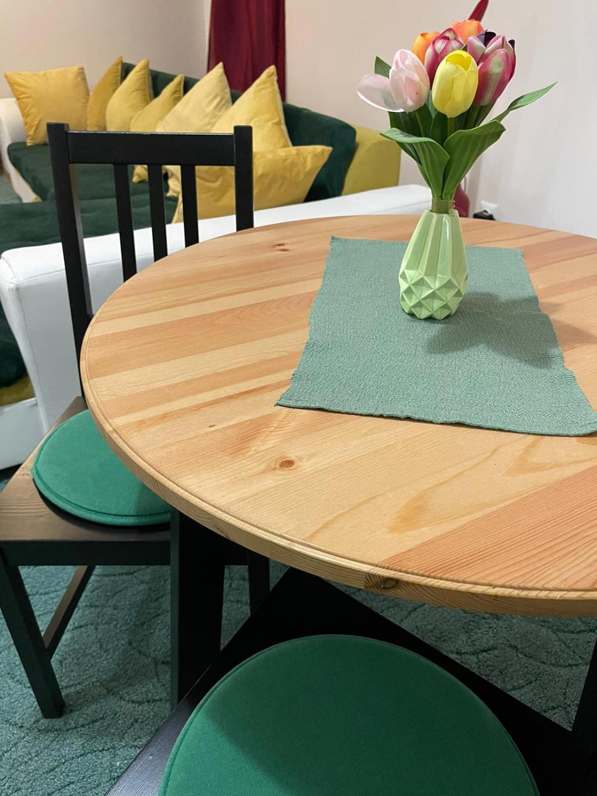 Velky Apartman Братислава Екстериор снимка