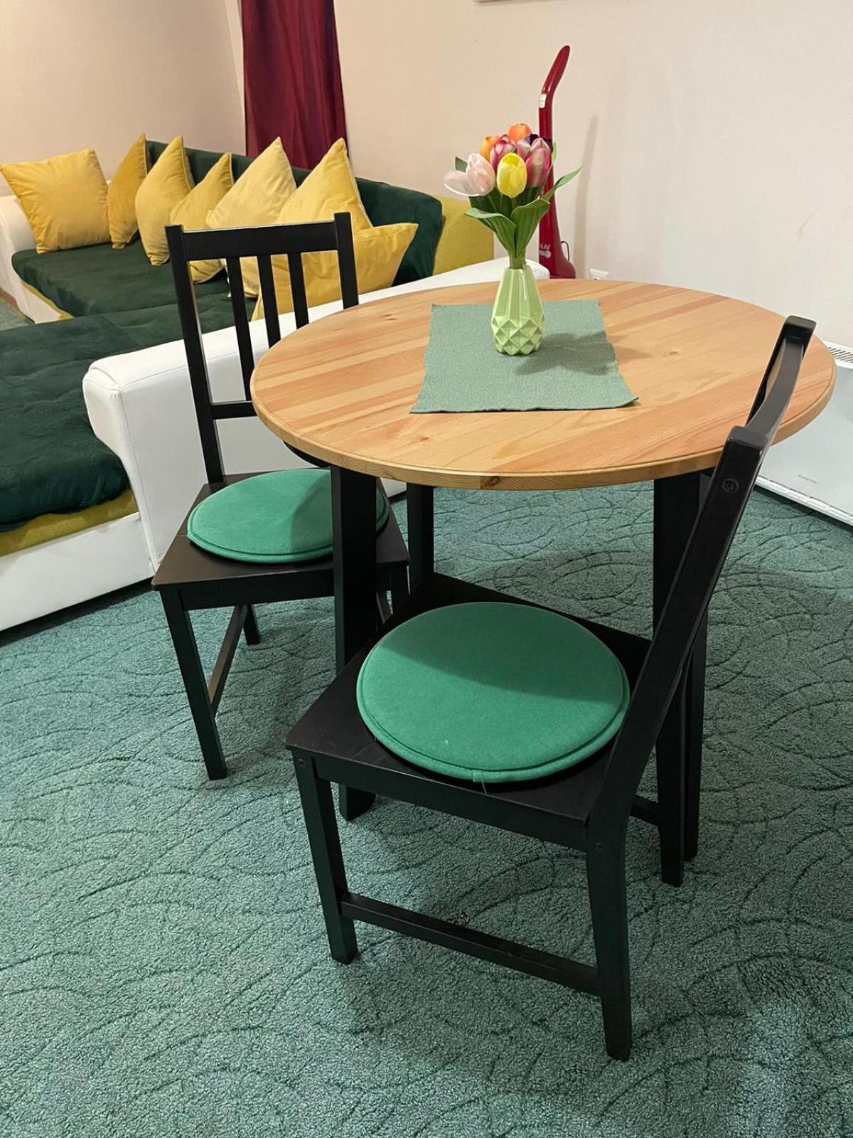 Velky Apartman Братислава Екстериор снимка